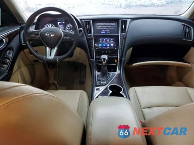 Zdjęcie 8 z 12 samochodu: 2019 INFINITI Q50 3.0T LUXE VIN:JN1EV7AR3KM552331 - miniatura