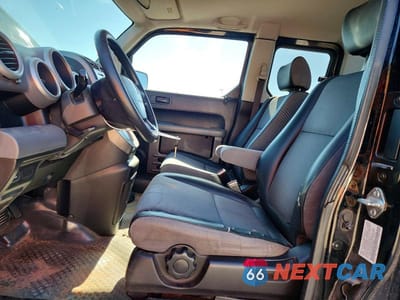 Zdjęcie 7 z 13 samochodu: 2006 HONDA ELEMENT EX VIN:5J6YH28706L002342 - miniatura