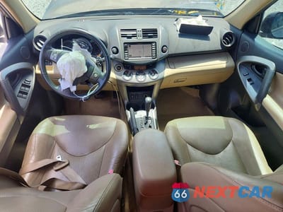 Zdjęcie 8 z 12 samochodu: 2010 TOYOTA RAV4 LIMITED VIN:JTMDK4DV9A5090326 - miniatura