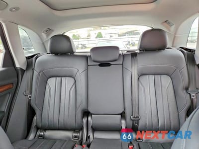 Zdjęcie 10 z 13 samochodu: 2023 AUDI Q5 PREMIUM 40 VIN:WA1ABAFY2P2048013 - miniatura