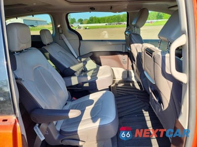 Zdjęcie 10 z 12 samochodu: 2018 CHRYSLER PACIFICA TOURING L PLUS VIN:2C4RC1EG9JR172299 - miniatura