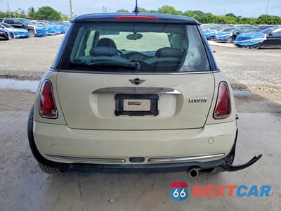 Zdjęcie 6 z 12 samochodu: 2006 MINI COOPER VIN:WMWRC33586TJ75849 - miniatura