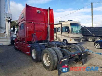 Trzecie zdjęcie samochodu z tyłu: 2011 VOLVO VN VNL VIN:4V4NC9EJ6BN297238 - miniatura