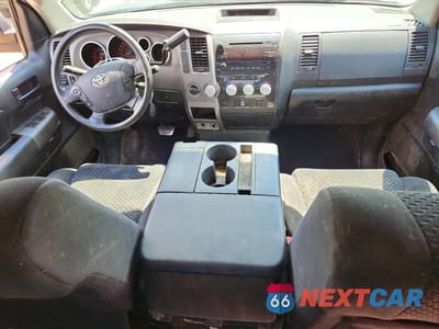 Zdjęcie 8 z 12 samochodu: 2012 TOYOTA TUNDRA DOUBLE CAB SR5 VIN:5TFUY5F15CX228515 - miniatura
