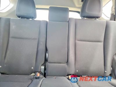 Zdjęcie 10 z 13 samochodu: 2016 TOYOTA RAV4 LE VIN:JTMBFREV3GJ065154 - miniatura