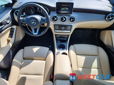 Zdjęcie 8 z 13 samochodu: 2018 MERCEDES-BENZ GLA 250 4MATIC VIN:WDCTG4GB0JJ468890 - miniatura