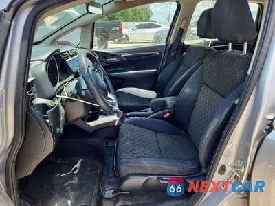 Zdjęcie 7 z 12 samochodu: 2017 HONDA FIT LX VIN:JHMGK5H52HS000490 - miniatura
