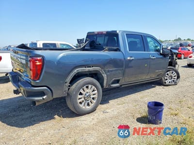 Trzecie zdjęcie samochodu z tyłu: 2020 GMC SIERRA K2500 DENALI VIN:1GT49REY6LF318992 - miniatura
