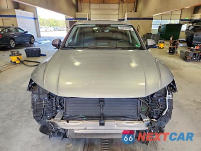 Piąte zdjęcie samochodu w środku: 2018 AUDI Q5 PREMIUM PLUS VIN:WA1BNAFY7J2228400 - miniatura