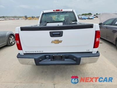 Zdjęcie 6 z 13 samochodu: 2007 CHEVROLET SILVERADO C1500 CREW CAB VIN:2GCEC13CX71523825 - miniatura