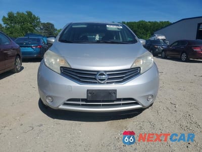 Piąte zdjęcie samochodu w środku: 2015 NISSAN VERSA NOTE S PLUS VIN:3N1CE2CP4FL437727 - miniatura
