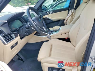 Zdjęcie 7 z 12 samochodu: 2019 BMW X5 XDRIVE40I VIN:5UXCR6C59KLL60798 - miniatura
