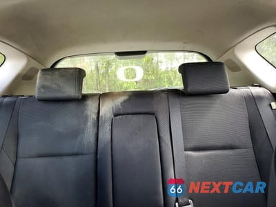 Zdjęcie 10 z 14 samochodu: 2010 MAZDA 3 S VIN:JM1BL1H68A1164090 - miniatura