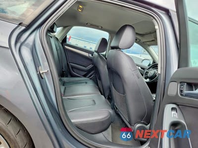 Zdjęcie 10 z 12 samochodu: 2016 AUDI A4 PREMIUM S-LINE VIN:WAUAFAFL9GN015083 - miniatura