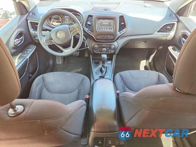 Zdjęcie 8 z 13 samochodu: 2021 JEEP CHEROKEE LATITUDE VIN:1C4PJLCBXMD155812 - miniatura