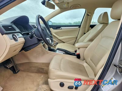 Zdjęcie 7 z 12 samochodu: 2012 VOLKSWAGEN PASSAT SE VIN:1VWBH7A34CC102548 - miniatura