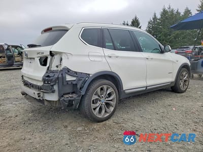 Trzecie zdjęcie samochodu z tyłu: 2017 BMW X3 SDRIVE28I VIN:5UXWZ7C33H0V88758 - miniatura