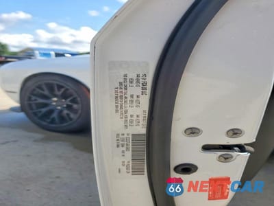 Zdjęcie 12 z 12 samochodu: 2016 DODGE CHALLENGER R VIN:2C3CDZFJ6GH166023 - miniatura