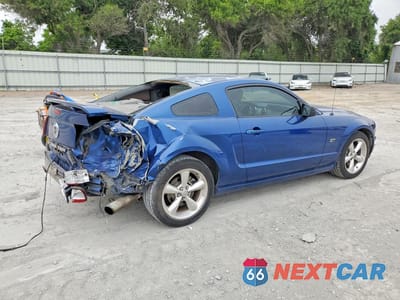 Trzecie zdjęcie samochodu z tyłu: 2007 FORD MUSTANG GT VIN:1ZVFT82H275262731 - miniatura