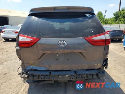 Zdjęcie 6 z 14 samochodu: 2017 TOYOTA SIENNA XLE 8-PASSENGER VIN:5TDYZ3DC1HS820238 - miniatura