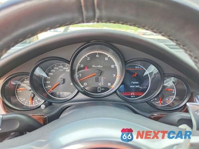 Zdjęcie 9 z 12 samochodu: 2011 PORSCHE PANAMERA TURBO VIN:WP0AC2A77BL090347 - miniatura
