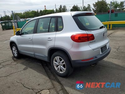Drugie zdjęcie samochodu z przodu: 2014 VOLKSWAGEN TIGUAN S VIN:WVGAV3AX0EW623847 - miniatura