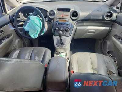 Zdjęcie 8 z 13 samochodu: 2008 KIA RONDO LX VIN:KNAFG525987171888 - miniatura