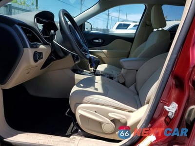 Zdjęcie 7 z 14 samochodu: 2019 JEEP CHEROKEE LATITUDE VIN:1C4PJLCXXKD160730 - miniatura