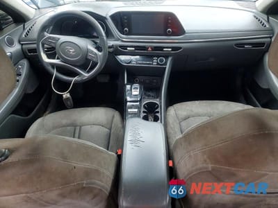 Zdjęcie 8 z 12 samochodu: 2020 HYUNDAI SONATA SEL VIN:5NPEF4JA8LH054043 - miniatura