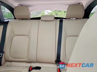 Zdjęcie 10 z 14 samochodu: 2020 JAGUAR F-PACE PREMIUM VIN:SADCJ2FX8LA618194 - miniatura