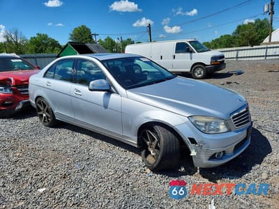 Czwarte zdjęcie samochodu z boku: 2009 MERCEDES-BENZ C 300 4MATIC VIN:WDDGF81X59R065819 - miniatura
