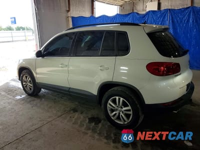 Drugie zdjęcie samochodu z przodu: 2016 VOLKSWAGEN TIGUAN S VIN:WVGAV7AXXGW601803 - miniatura