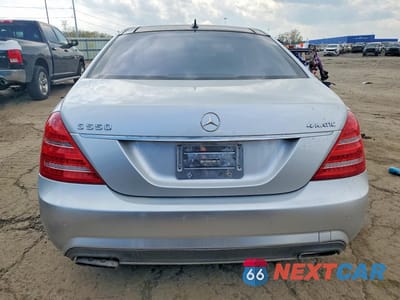 Zdjęcie 6 z 13 samochodu: 2013 MERCEDES-BENZ S 550 4MATIC VIN:WDDNG9EB4DA535533 - miniatura