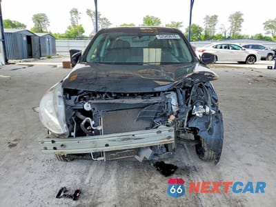 Piąte zdjęcie samochodu w środku: 2017 NISSAN VERSA 1.6 SV VIN:3N1CN7AP9HL845529 - miniatura