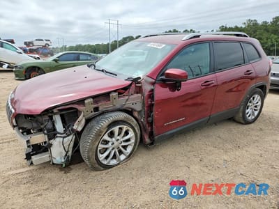 2020 JEEP CHEROKEE LATITUDE 1C4PJLCB4LD547442 - główne zdjęcie licytacji z USA - miniatura