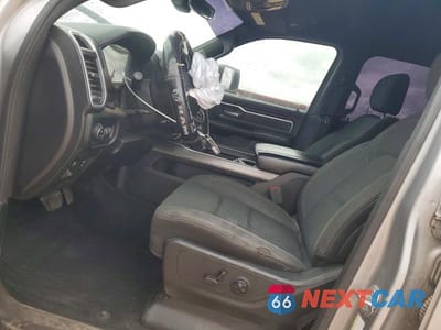 Zdjęcie 7 z 12 samochodu: 2019 RAM 1500 BIG HORN VIN:1C6SRFFT8KN788638 - miniatura