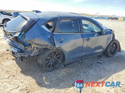 Trzecie zdjęcie samochodu z tyłu: 2025 MAZDA CX-5 PREFERRED VIN:JM3KFBCM9S0679990 - miniatura