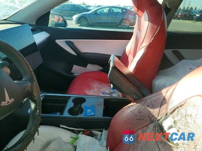 Zdjęcie 7 z 12 samochodu: 2021 TESLA MODEL Y VIN:5YJYGDEE2MF285494 - miniatura