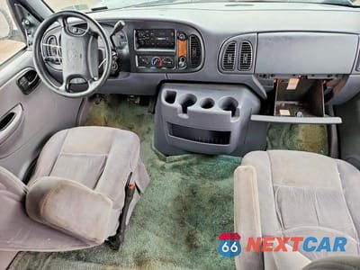 Zdjęcie 8 z 14 samochodu: 2000 DODGE RAM VAN B1500 VIN:2B6HB11Y4YK110703 - miniatura