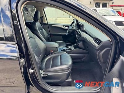 Zdjęcie 7 z 15 samochodu: 2020 FORD ESCAPE SEL VIN:1FMCU0H61LUB07822 - miniatura