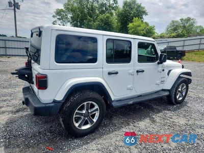 Trzecie zdjęcie samochodu z tyłu: 2019 JEEP WRANGLER UNLIMITED SAHARA VIN:1C4HJXENXKW520963 - miniatura