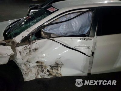 Zdjęcie 7 z 13 samochodu: 2016 TOYOTA CAMRY LE VIN:4T4BF1FK3GR584680 - miniatura