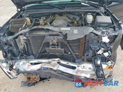 Zdjęcie 11 z 12 samochodu: 2005 CHEVROLET SILVERADO K2500 HEAVY DUTY VIN:1GCHK29U95E150603 - miniatura