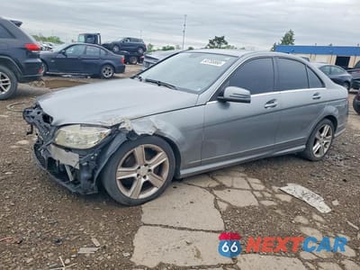 2010 MERCEDES-BENZ C 300 4MATIC WDDGF8BB9AR100580 - główne zdjęcie licytacji z USA - miniatura