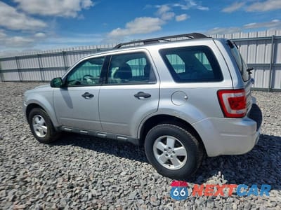Drugie zdjęcie samochodu z przodu: 2011 FORD ESCAPE XLS VIN:1FMCU0C72BKC40440 - miniatura