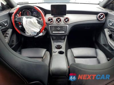 Zdjęcie 8 z 12 samochodu: 2019 MERCEDES-BENZ CLA 250 4MATIC VIN:WDDSJ4GB1KN769235 - miniatura
