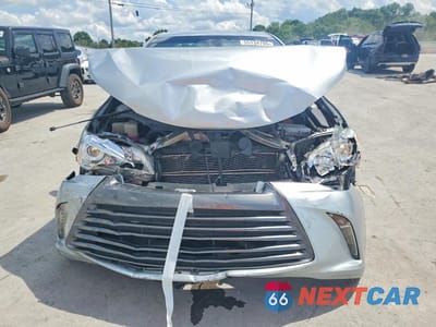 Piąte zdjęcie samochodu w środku: 2016 TOYOTA CAMRY HYBRID XLE VIN:4T1BD1FK9GU198278 - miniatura