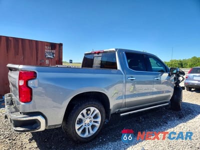 Trzecie zdjęcie samochodu z tyłu: 2026 CHEVROLET SILVERADO K1500 LTZ VIN:2GCUKGED3T1153237 - miniatura
