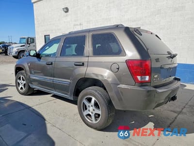 Drugie zdjęcie samochodu z przodu: 2006 JEEP GRAND CHEROKEE LAREDO VIN:1J4HR48N86C323553 - miniatura