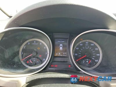 Zdjęcie 9 z 12 samochodu: 2014 HYUNDAI SANTA FE GLS VIN:KM8SM4HF2EU045143 - miniatura